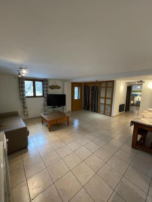 Appartement Paisible Pres Des Pistes De Ski 4 Pers Fontrabiouse المظهر الخارجي الصورة